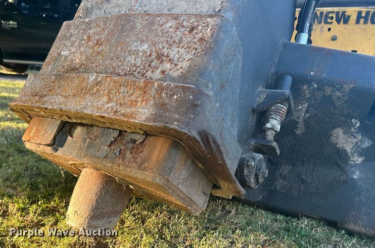 image for item DI7954 Bobcat  skid steer drop hammer