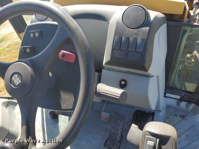 image for item DJ0836 2013 Caterpillar 420F IT  backhoe