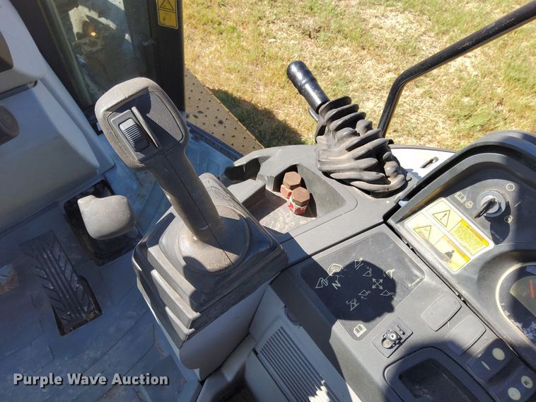 image for item DJ0836 2013 Caterpillar 420F IT  backhoe