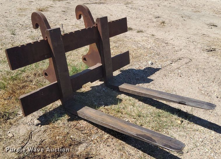 image for item DJ0836 2013 Caterpillar 420F IT  backhoe