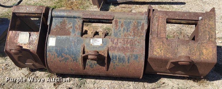 image for item DJ0836 2013 Caterpillar 420F IT  backhoe