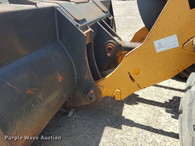 image for item DJ0838 2017 Liebherr L586  wheel loader