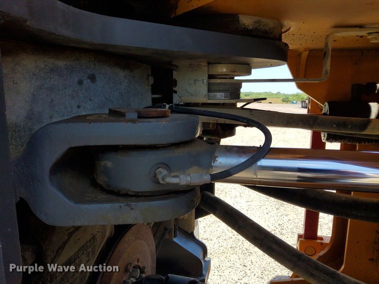 image for item DJ0838 2017 Liebherr L586  wheel loader