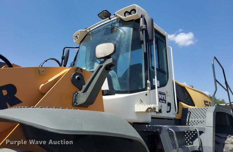image for item DJ0838 2017 Liebherr L586  wheel loader