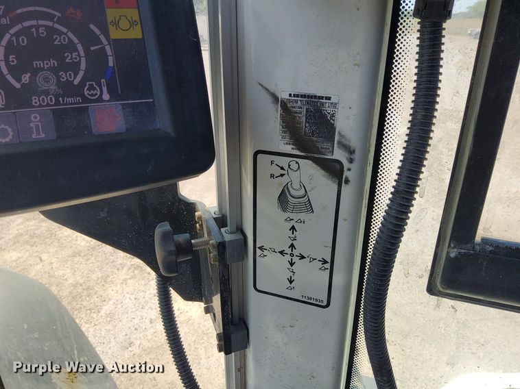 image for item DJ0838 2017 Liebherr L586  wheel loader