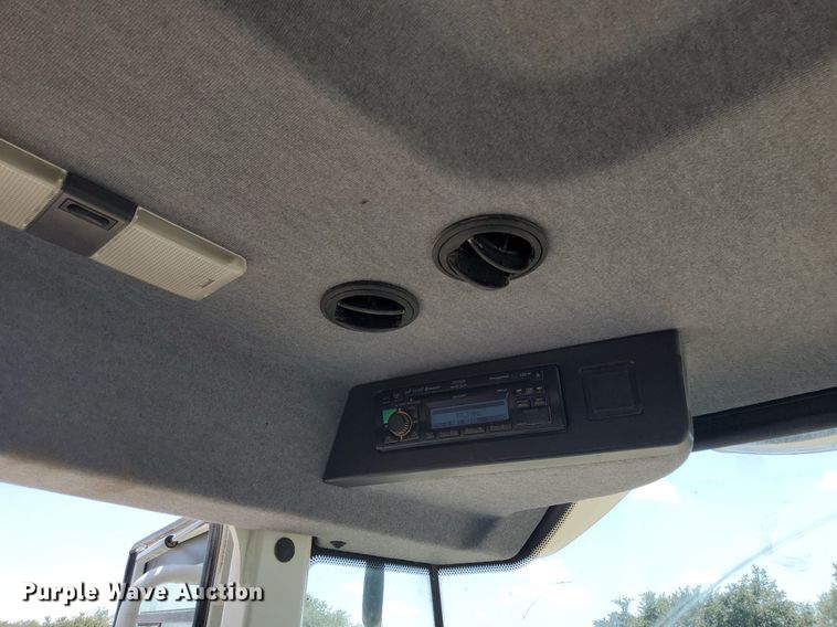 image for item DJ0838 2017 Liebherr L586  wheel loader