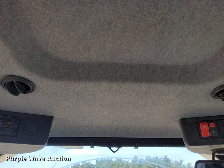 image for item DJ0838 2017 Liebherr L586  wheel loader