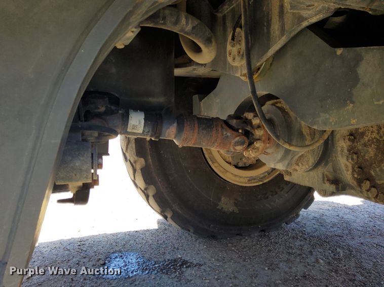 image for item DJ0838 2017 Liebherr L586  wheel loader