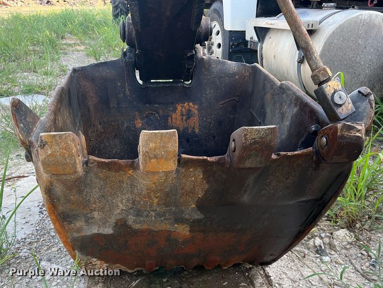 image for item DM1998 Komatsu PC128UU-1  excavator