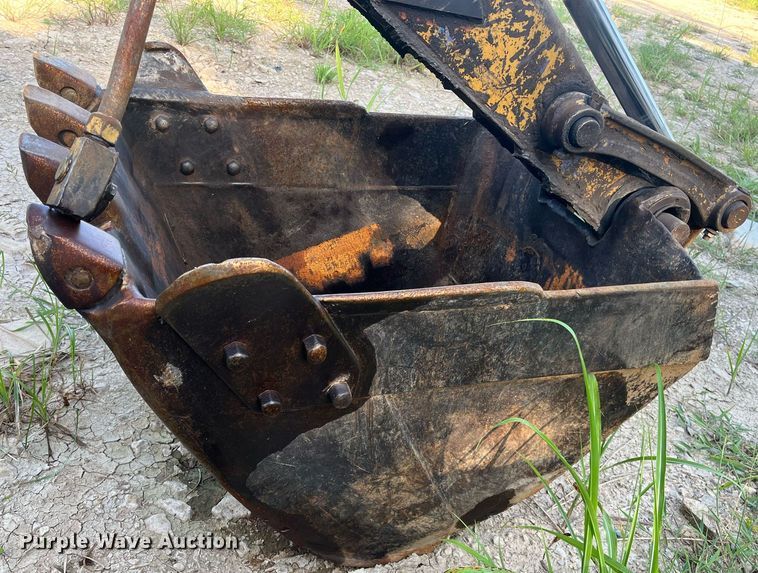 image for item DM1998 Komatsu PC128UU-1  excavator