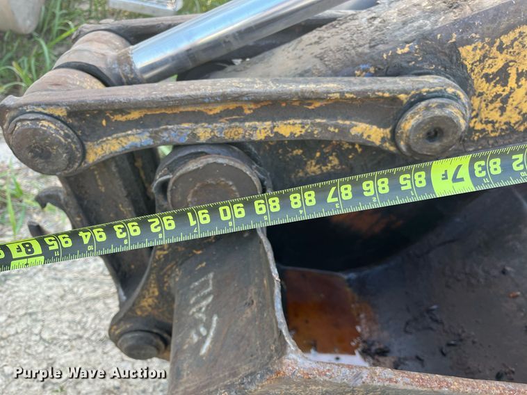 image for item DM1998 Komatsu PC128UU-1  excavator