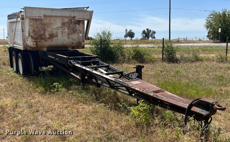 image for item DN3114 1984 Clement  end dump pup trailer