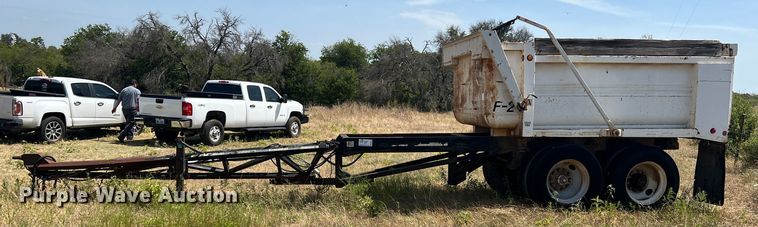 image for item DN3114 1984 Clement  end dump pup trailer