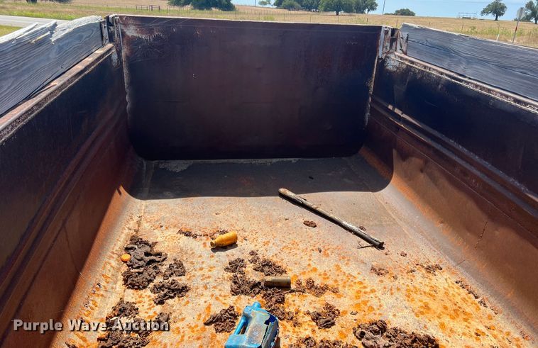 image for item DN3114 1984 Clement  end dump pup trailer