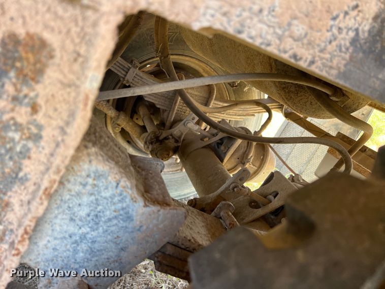 image for item DN3114 1984 Clement  end dump pup trailer