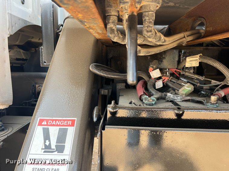 image for item DN3117 2013 Ford F750 Super Duty  forestry bucket truck