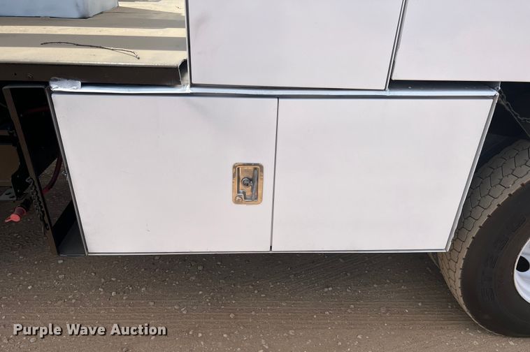 image for item DN3117 2013 Ford F750 Super Duty  forestry bucket truck