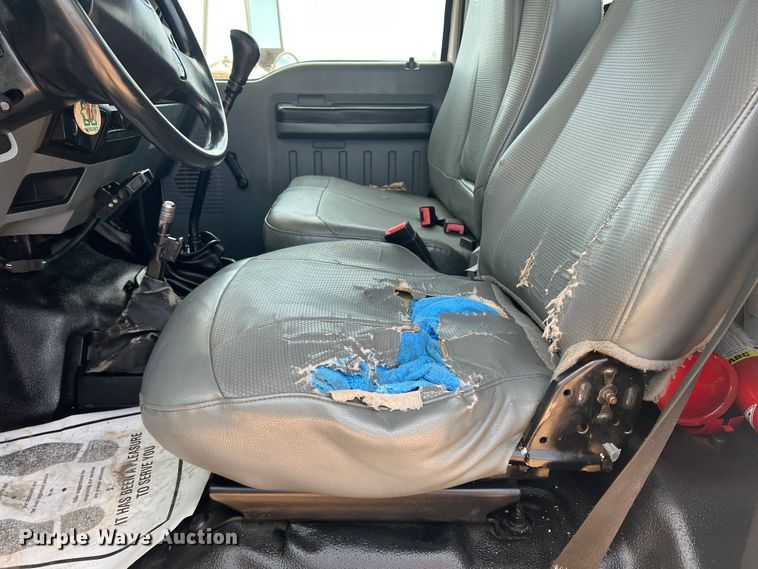 image for item DN3117 2013 Ford F750 Super Duty  forestry bucket truck