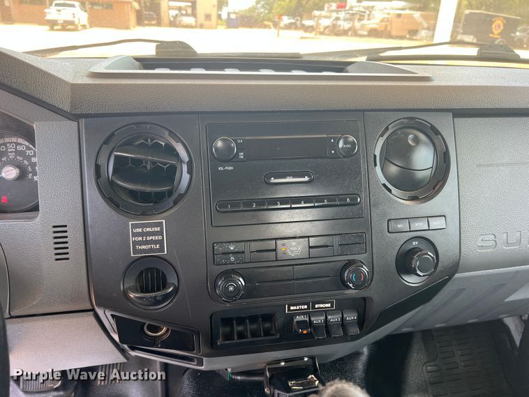 image for item DN3117 2013 Ford F750 Super Duty  forestry bucket truck