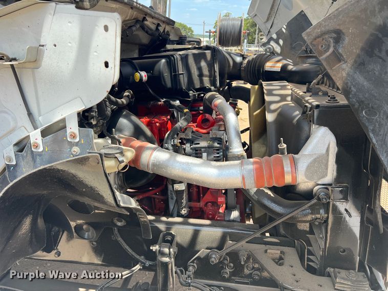 image for item DN3117 2013 Ford F750 Super Duty  forestry bucket truck