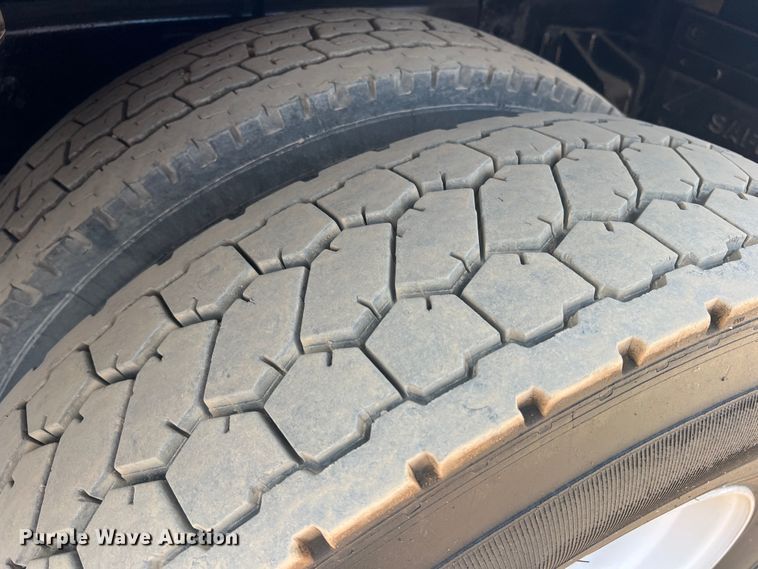 image for item DN3117 2013 Ford F750 Super Duty  forestry bucket truck