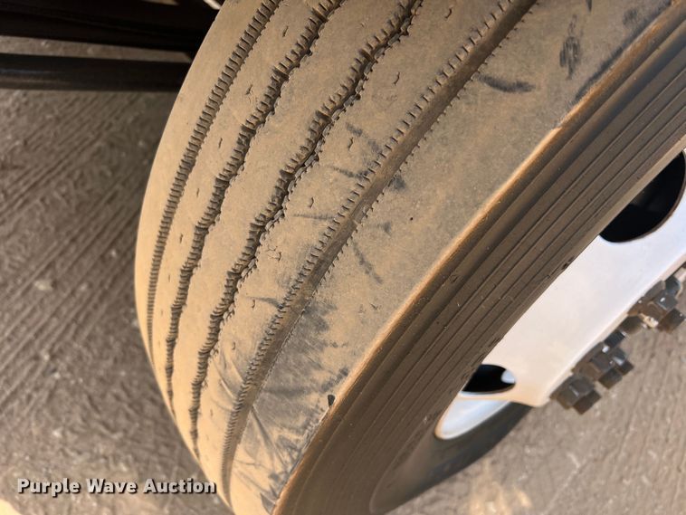 image for item DN3117 2013 Ford F750 Super Duty  forestry bucket truck