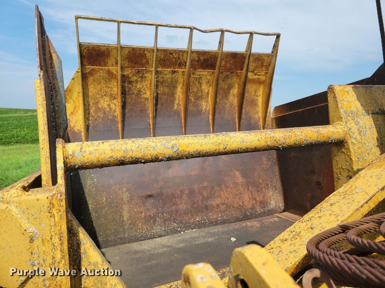 image for item DN4047 Caterpillar 70  scraper