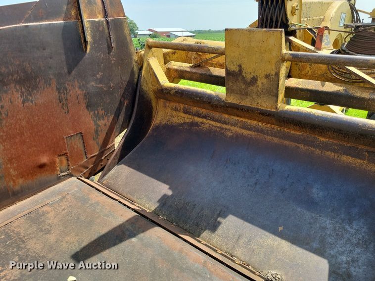 image for item DN4047 Caterpillar 70  scraper