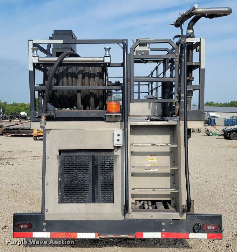 image for item DN4050 2020 Apex XA1200GN-G2  hydroseeder