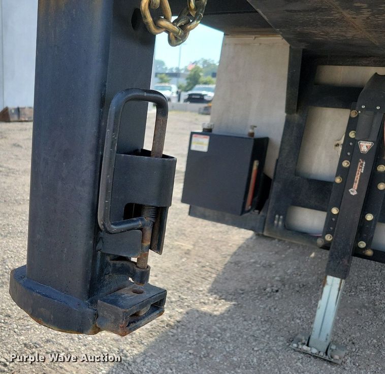 image for item DN4050 2020 Apex XA1200GN-G2  hydroseeder