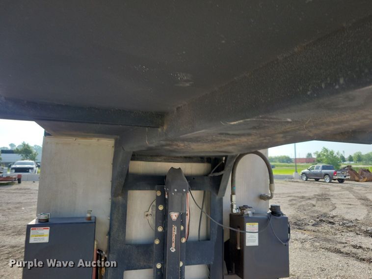 image for item DN4050 2020 Apex XA1200GN-G2  hydroseeder