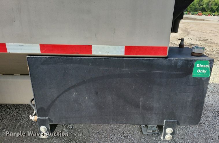 image for item DN4050 2020 Apex XA1200GN-G2  hydroseeder