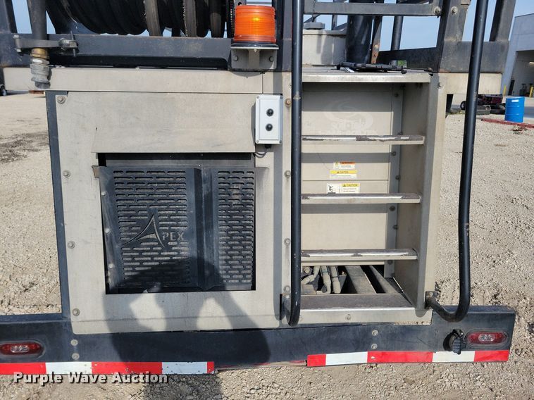 image for item DN4050 2020 Apex XA1200GN-G2  hydroseeder