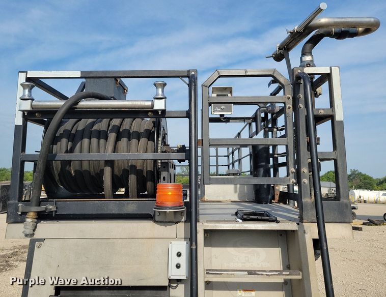 image for item DN4050 2020 Apex XA1200GN-G2  hydroseeder