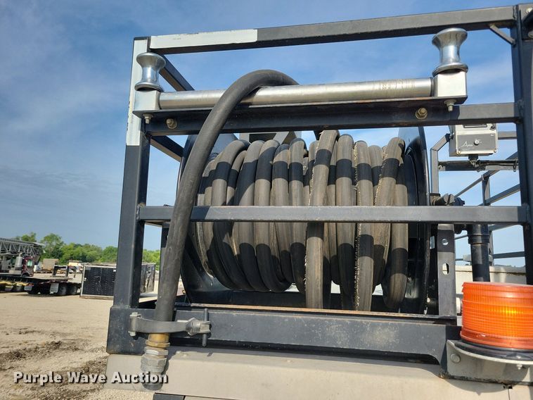 image for item DN4050 2020 Apex XA1200GN-G2  hydroseeder