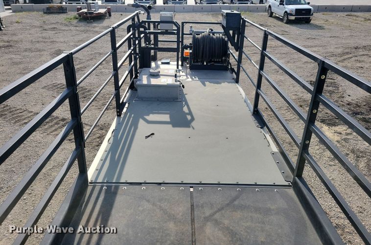 image for item DN4050 2020 Apex XA1200GN-G2  hydroseeder