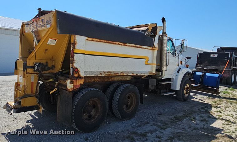 image for item DO2793 2006 Sterling LT9500  dump truck