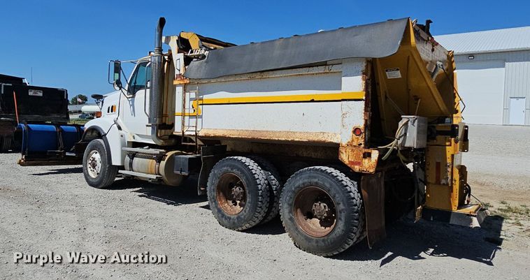 image for item DO2793 2006 Sterling LT9500  dump truck