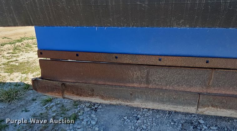 image for item DO2793 2006 Sterling LT9500  dump truck