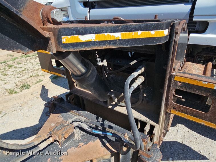 image for item DO2793 2006 Sterling LT9500  dump truck