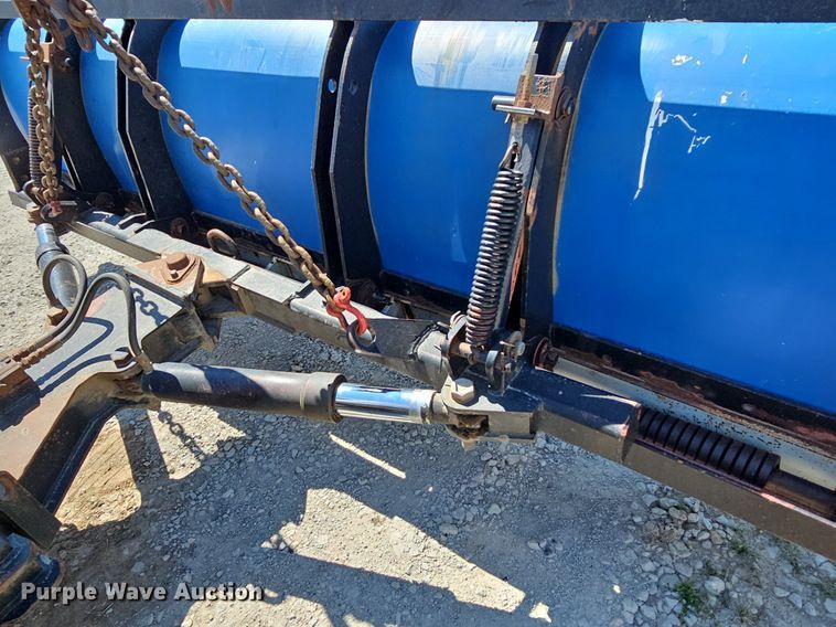 image for item DO2793 2006 Sterling LT9500  dump truck