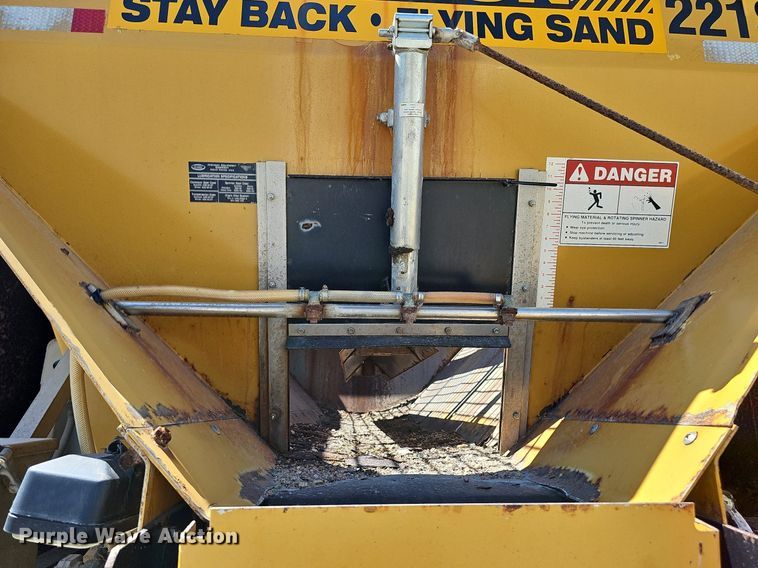 image for item DO2793 2006 Sterling LT9500  dump truck