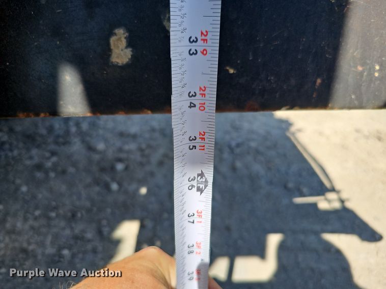 image for item DO2793 2006 Sterling LT9500  dump truck