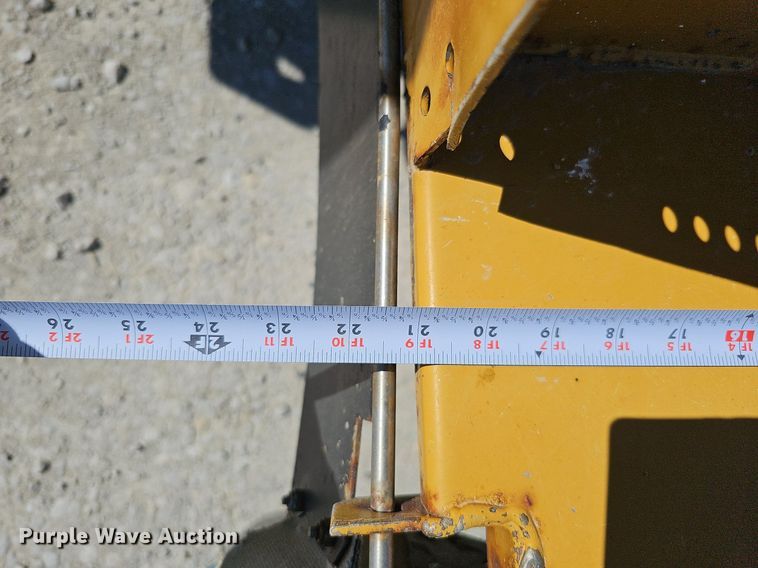 image for item DO2793 2006 Sterling LT9500  dump truck