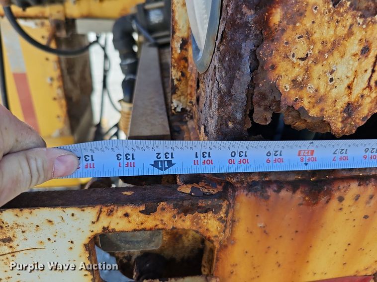 image for item DO2793 2006 Sterling LT9500  dump truck