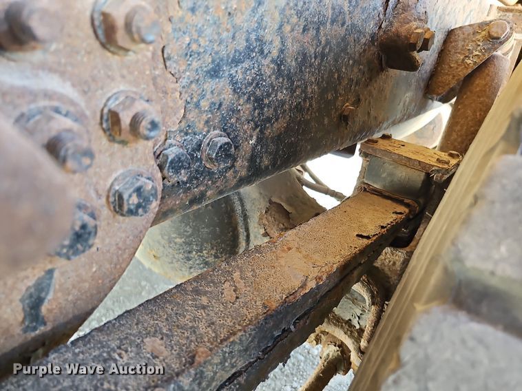 image for item DO2793 2006 Sterling LT9500  dump truck