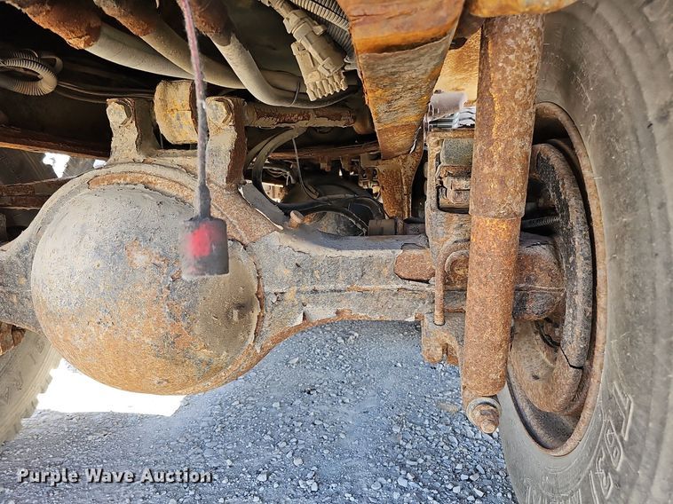 image for item DO2793 2006 Sterling LT9500  dump truck