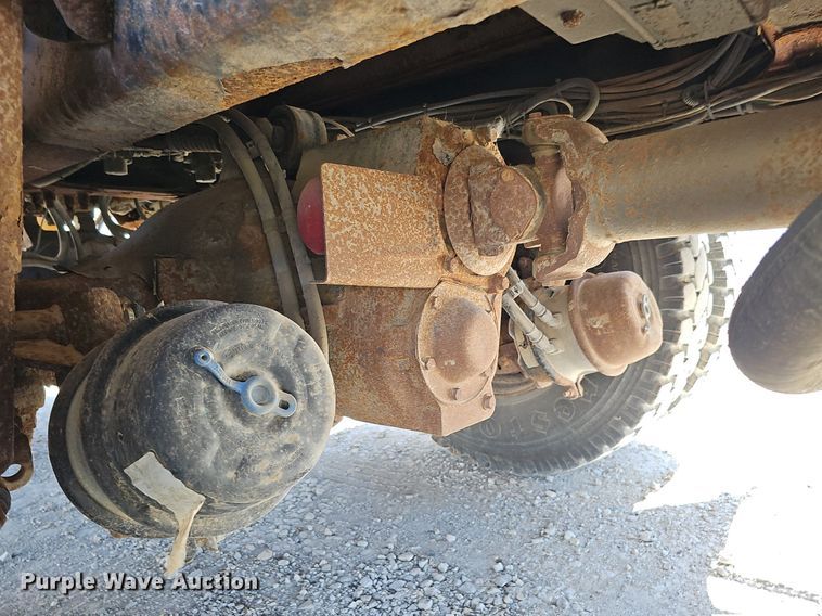 image for item DO2793 2006 Sterling LT9500  dump truck