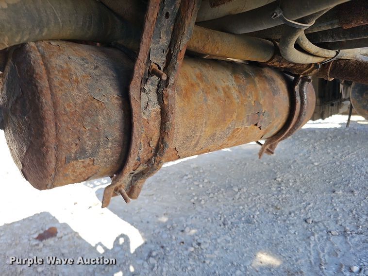 image for item DO2793 2006 Sterling LT9500  dump truck