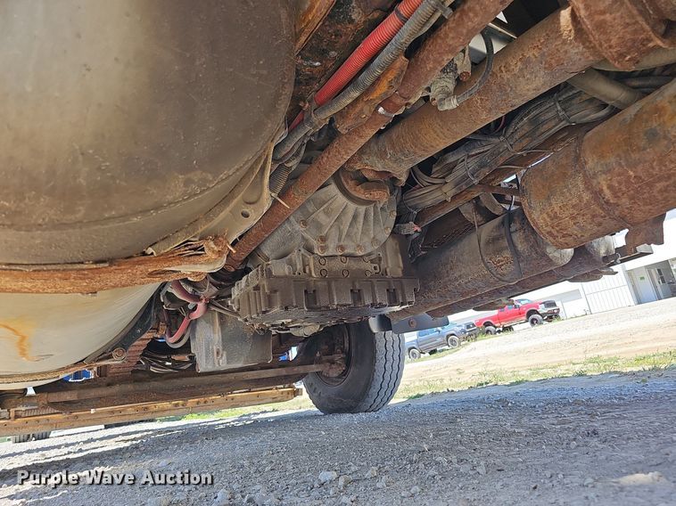 image for item DO2793 2006 Sterling LT9500  dump truck